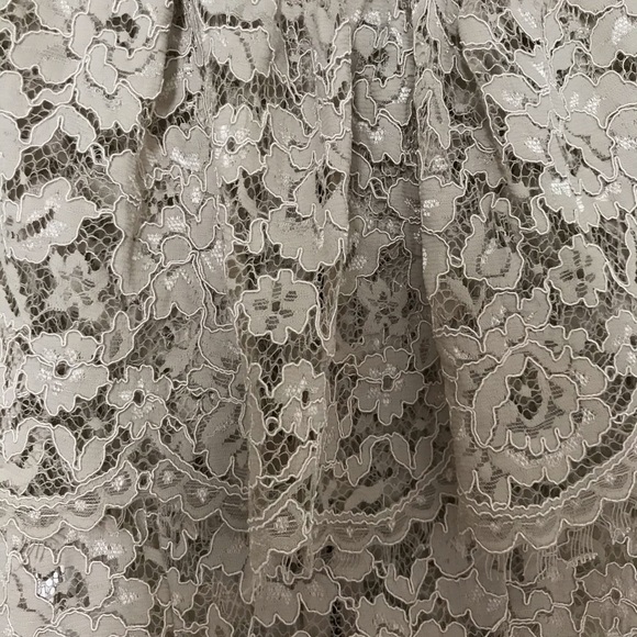 Lace midi dress - Picture 4 of 5